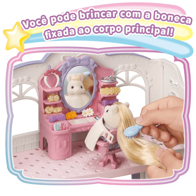 How to play４ Você pode brincar com a boneca 
fixada ao corpo principal!