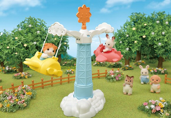 https://www.sylvanianfamilies.com/assets/includes_gl/img/catalog/connect/sylvanian/airplane.jpg