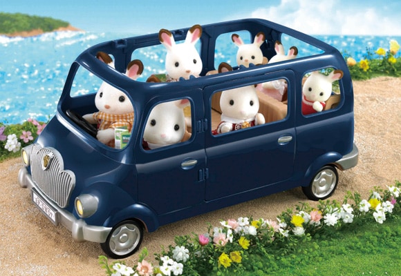 https://www.sylvanianfamilies.com/assets/includes_gl/img/catalog/connect/sylvanian/bluebell.jpg