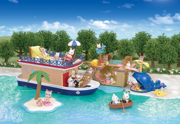 https://www.sylvanianfamilies.com/assets/includes_gl/img/catalog/connect/sylvanian/cruiseboat_seasideboat+slide.jpg