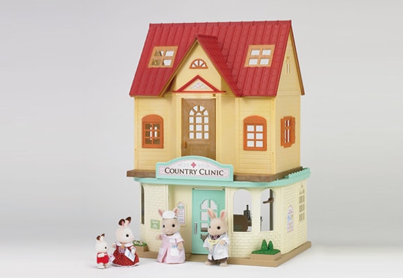 https://www.sylvanianfamilies.com/assets/includes_gl/img/catalog/connect/sylvanian/hazimete_oishasan.jpg