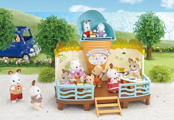 https://www.sylvanianfamilies.com/assets/includes_gl/img/catalog/connect/sylvanian/icecreamshop.jpg