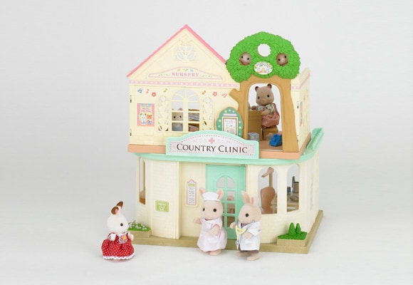 https://www.sylvanianfamilies.com/assets/includes_gl/img/catalog/connect/sylvanian/youchien_oishasan.jpg