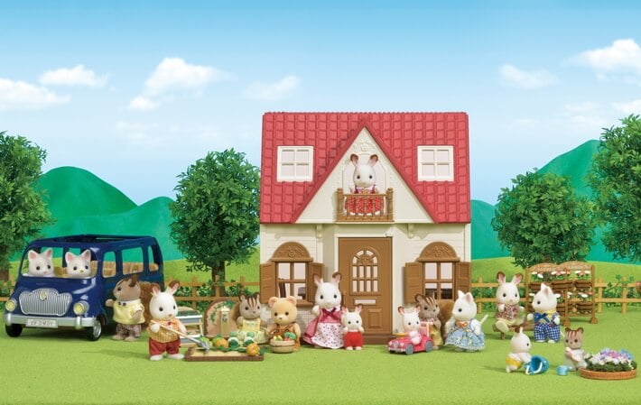 Sylvanian Family - Red Roof Cosy Cottage Starter Home With A Rabbit Figure  & Furniture - Call Us For Help And Advice On 0161 761 6608