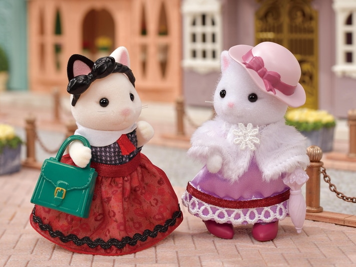 Fashion Play Set Town Girl Series Persian Cat Sylvanian Families