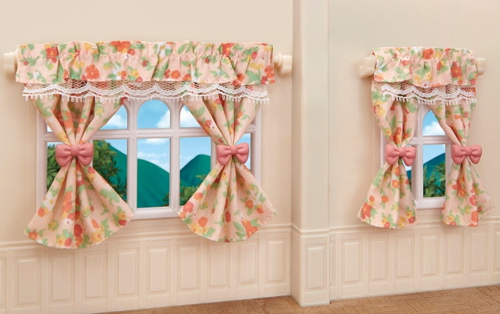 Wall Sconces & Curtains Set - 6