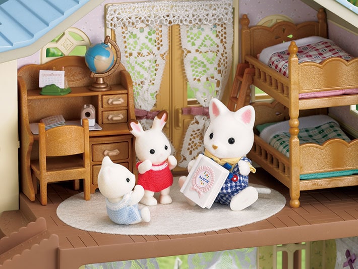 Hillcrest house sylvanian families on sale