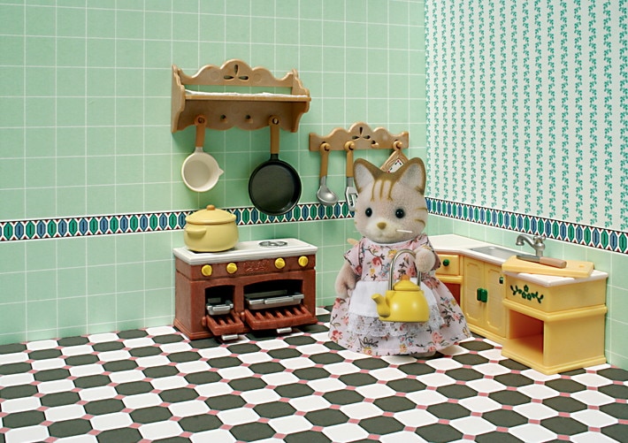Cat Mother with Kitchen Set - 2