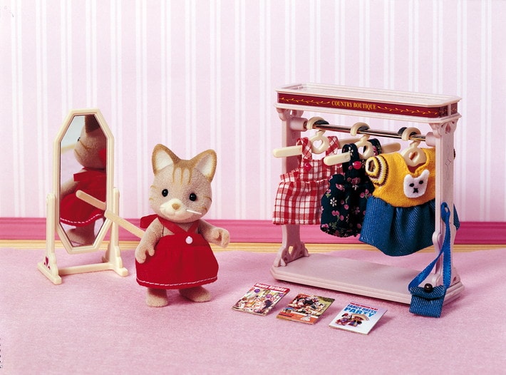 Sylvanian families dress shop discount