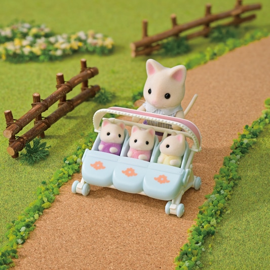 ES Trigêmeos Gatos Florais com Carrinho de Bebê - 4