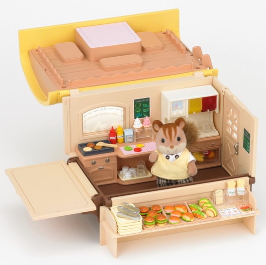 Sylvanian Family 2819 : Batterie de cuisine - Jeux et jouets Sylvanian  Families - Avenue des Jeux