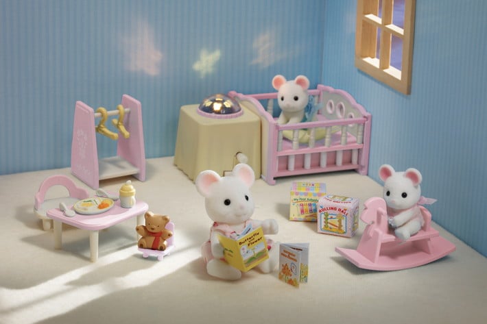 Sylvanian families nightlight nursery set cheap
