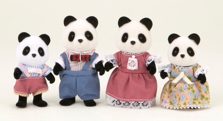Les Sylvanian Families – La famille Panda Rouge – féelyli