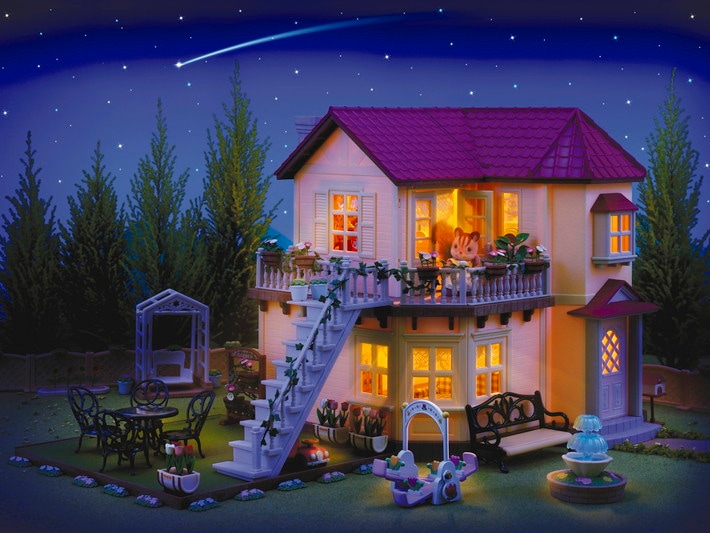 Sylvanian Families 5302 Town House with Light - Dollhouse