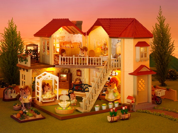 Sylvanian Families 5302 Town House with Light - Dollhouse