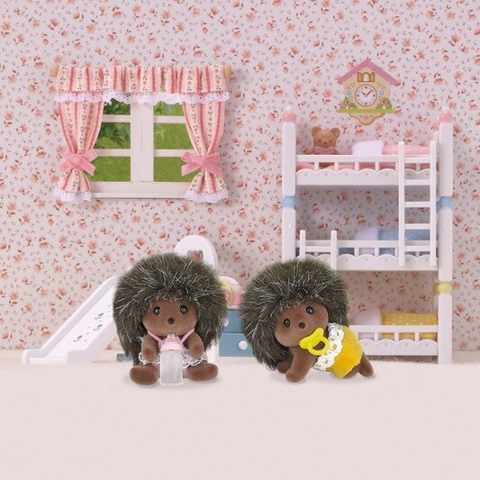 Hedgehog Twins - 4