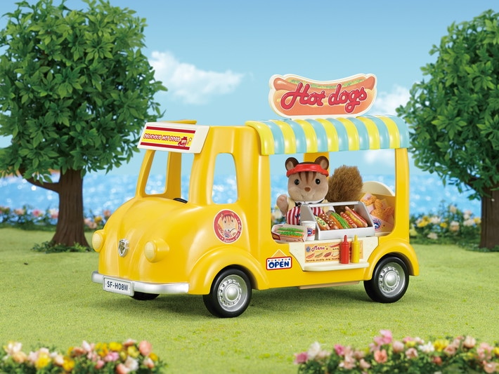 Sylvanian families store burger van